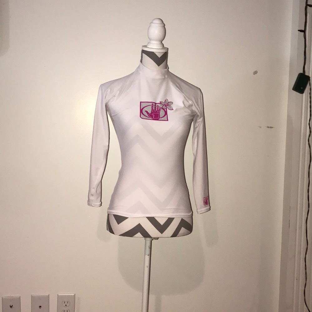 Body glove women’s rash guard